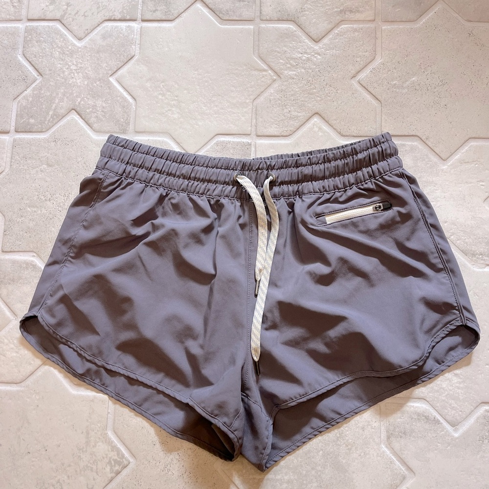 Vuori Clementine 2.0 Shorts Dusty Lilac Size Medium